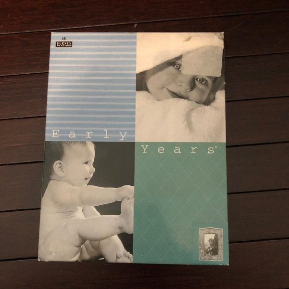 Early Years Bug theme 4inx6in Silver picture frame - Picture 3 of 3